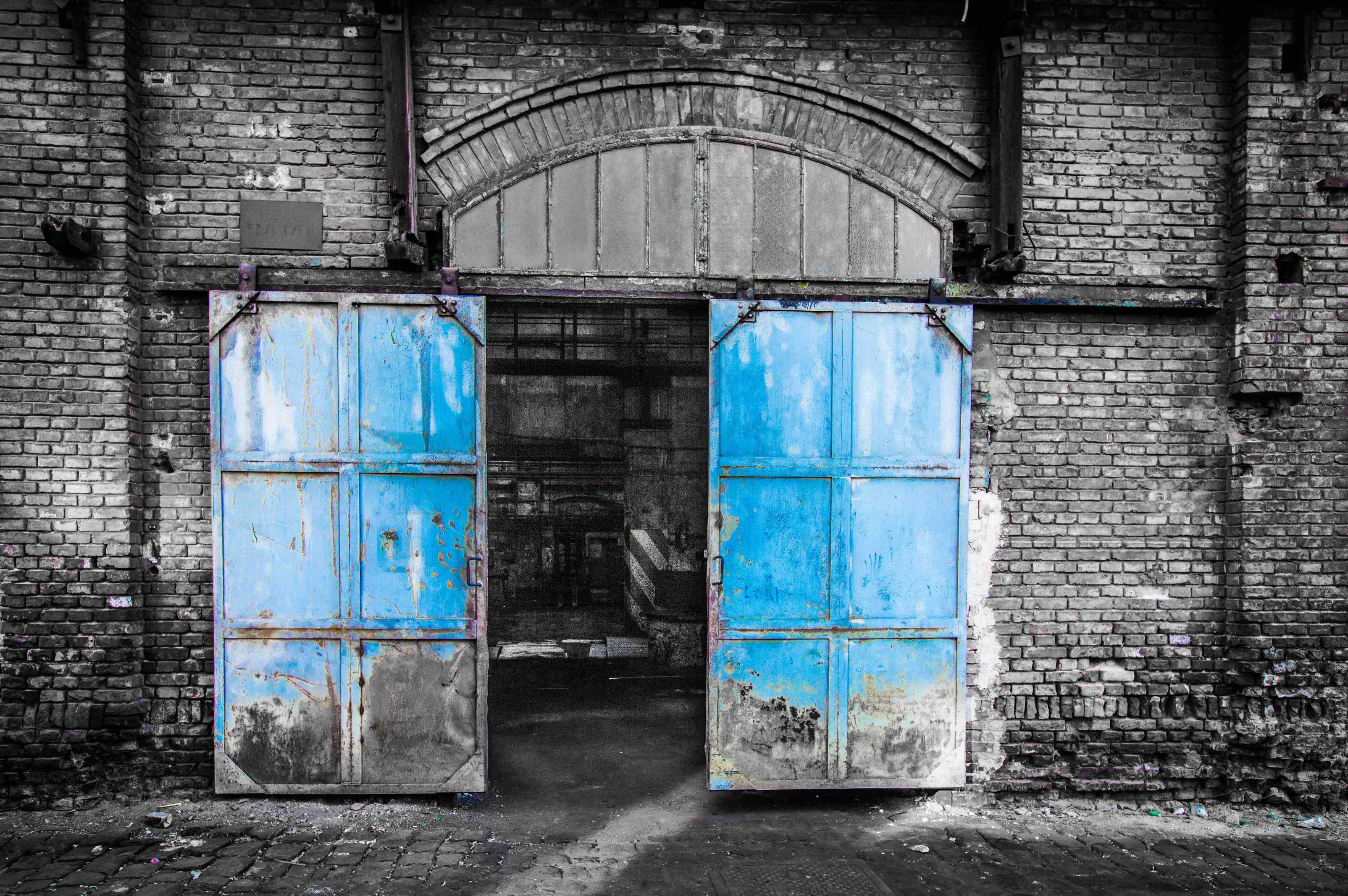 Blue Doors (80x60cm) - Lars.Henrik Milert